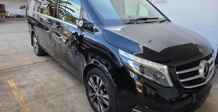 mercedes-benz v250d van smash repair dah cheong sydney before side rim front side