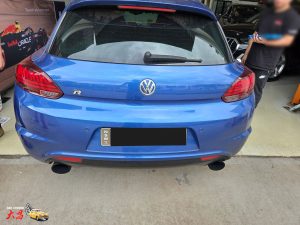 Volkswagen vw golf r spark plug maintenance and body work paint repair dah cheong sydney rear