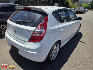 Hyundai I30 smash repair insurance job Dah Cheong Sydney white