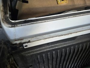 Ford Ranger XLT White Smash repair dents PDR Dah Cheong Sydney damage dent inspection