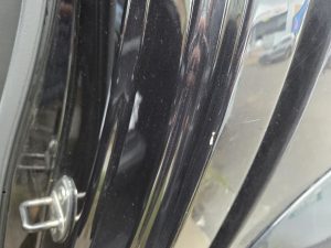 Volkswagen VW Amarok black collision smash repair Dah Cheong door seams