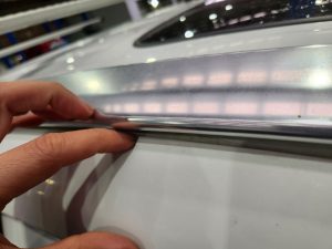 LDV D90 SUV White dah cheong smash repair inspection at centre panel damage