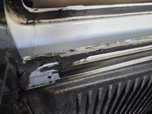 Ford Ranger XLT White Smash repair dents PDR Dah Cheong Sydney damage dent inspection