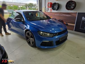 Volkswagen vw golf r spark plug maintenance and body work paint repair dah cheong sydney front