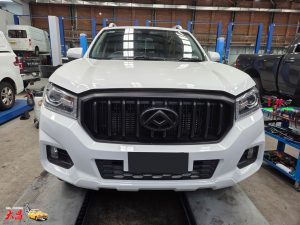 LDV T60 Ute white smash repair dah cheong sydney front