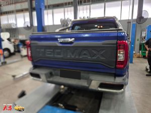 LDV T60 MAX Ute Dah Cheong Smash Repair dent inspection at workshop rear at workshop