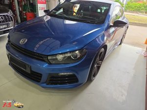 Volkswagen vw golf r spark plug maintenance and body work paint repair dah cheong sydney front left