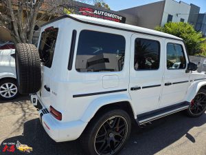 Mercedes-AMG G 63 White Wagon dent repairs and paint restoration side right